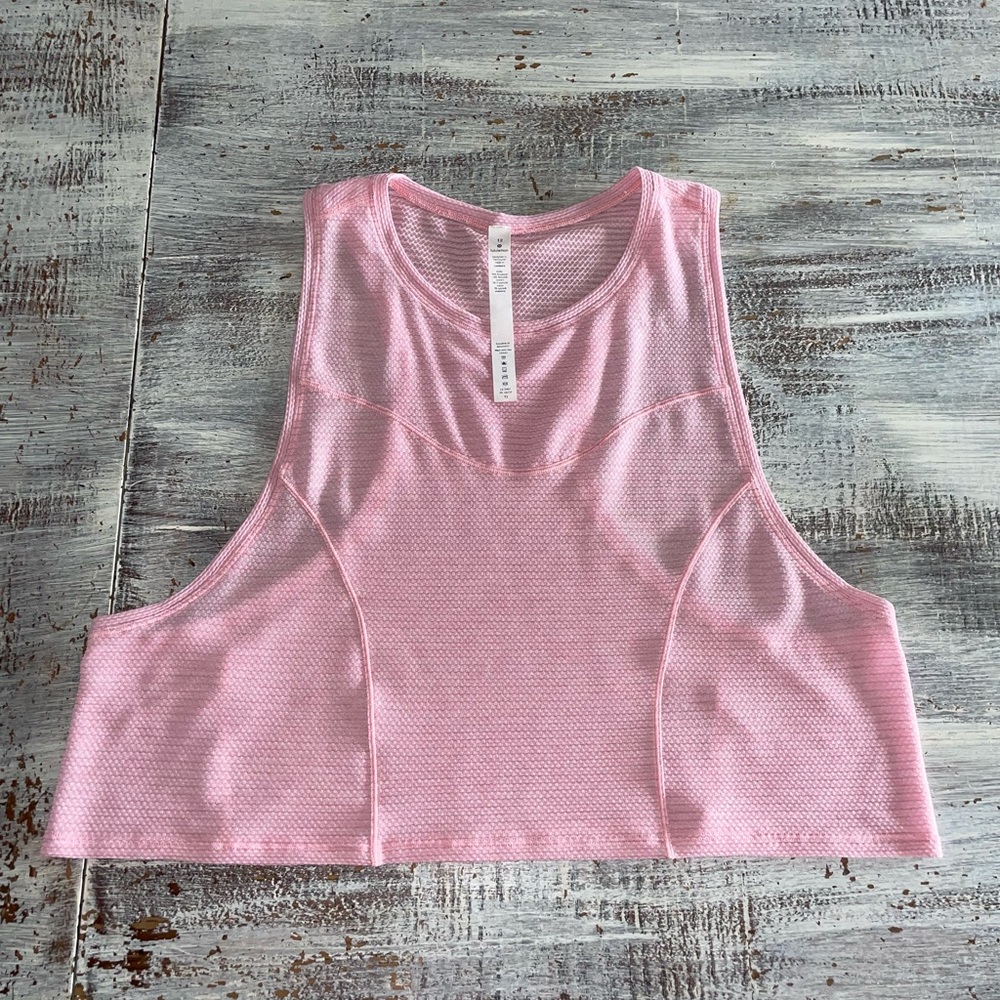 Lululemon strong as one muscle crop tank size 12